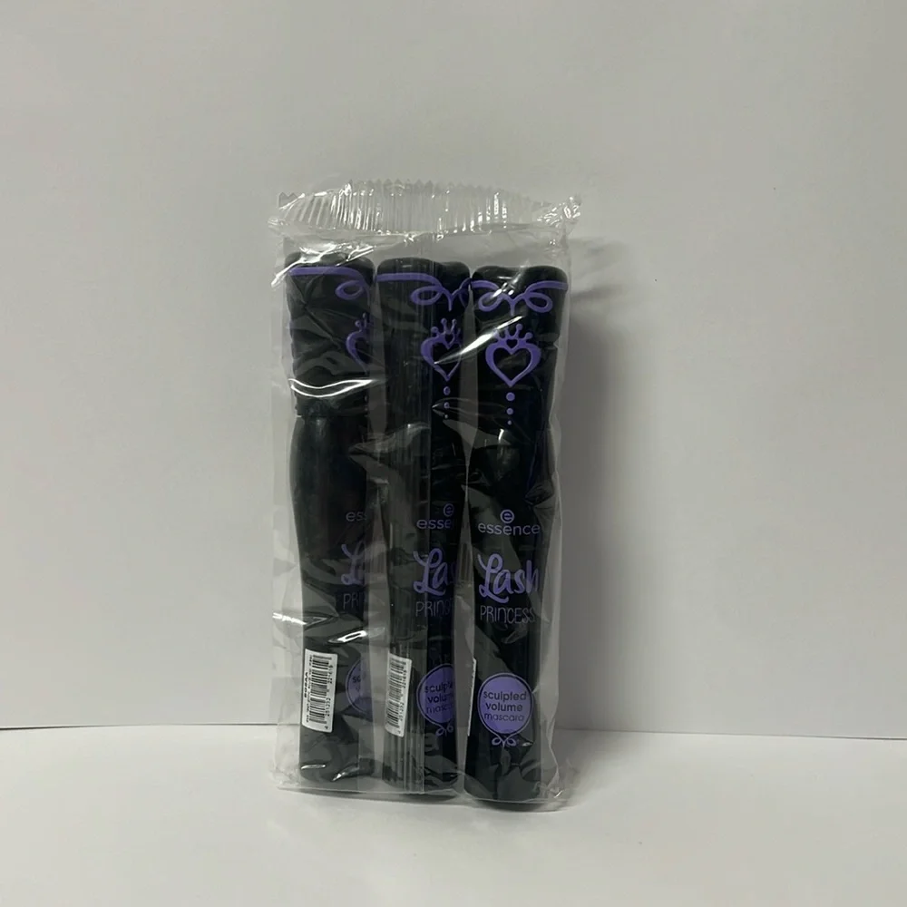 ESSENCE LASH PRINCESS SCULPTED VOLUM MASCARA LOT OF 3PC